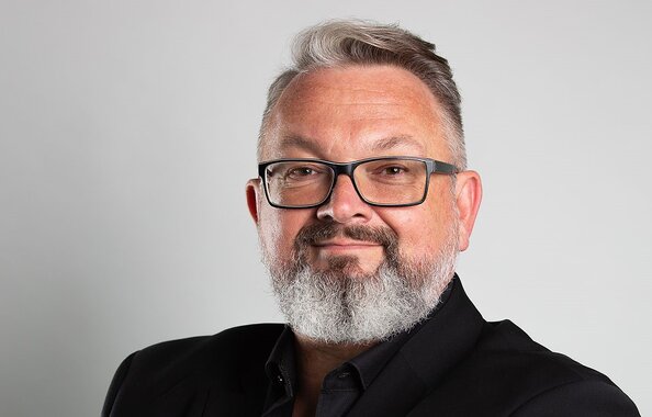 Vermittler und Regionaldirektor Bernd Bauer