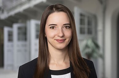 Alina Lupina, Maklerbetreuerin DEMV