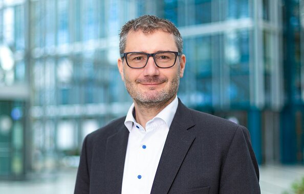 Sven Gruse ist Markt- und Produktanalyst für die Fondsselektion
