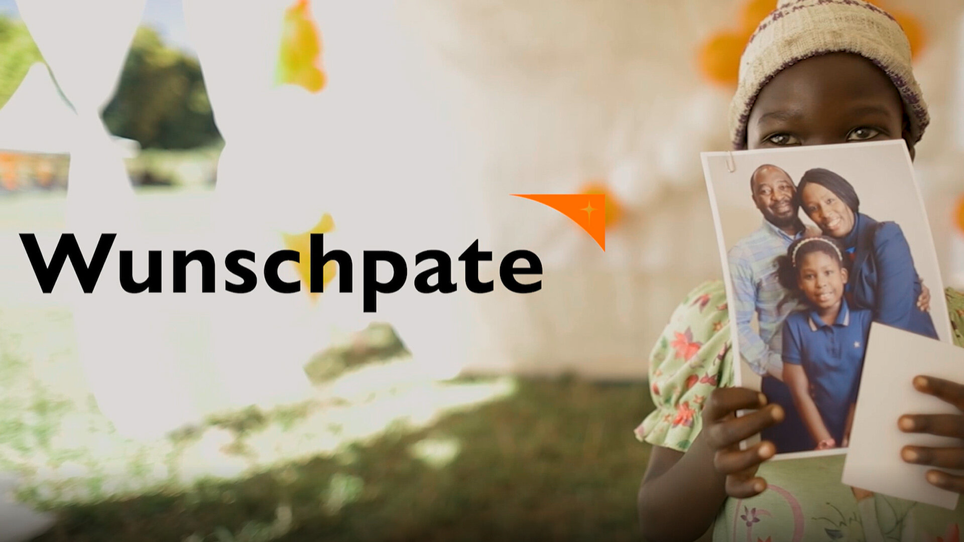 Video-Thumbnail für einen Film über das Wunschpatenprogramm von World Vision, bei dem sich Patenkinder ihre Wunschpaten anhand von Fotos selbst aussuchen